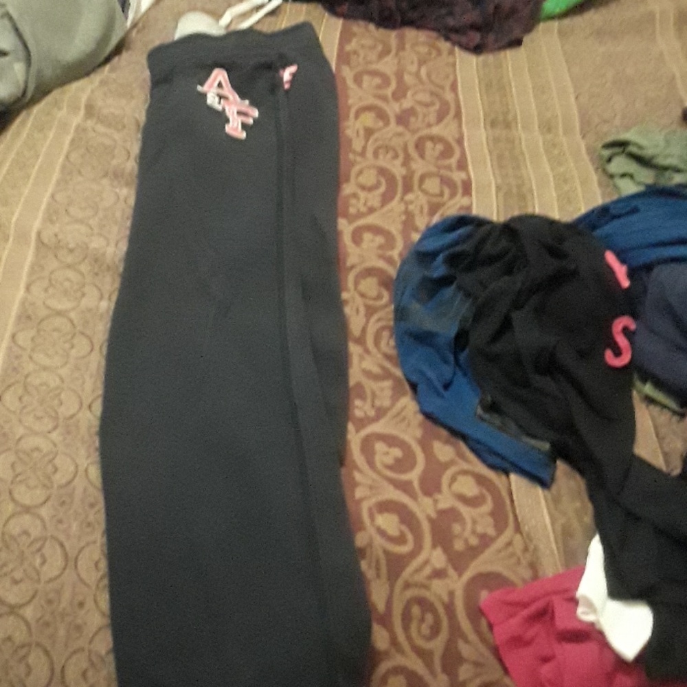 Sweats - Picture 2 of 3